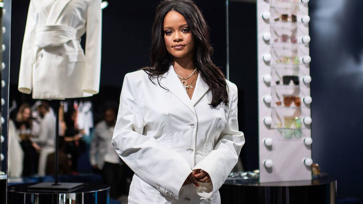 Rihanna (Fenty Beauty Line)